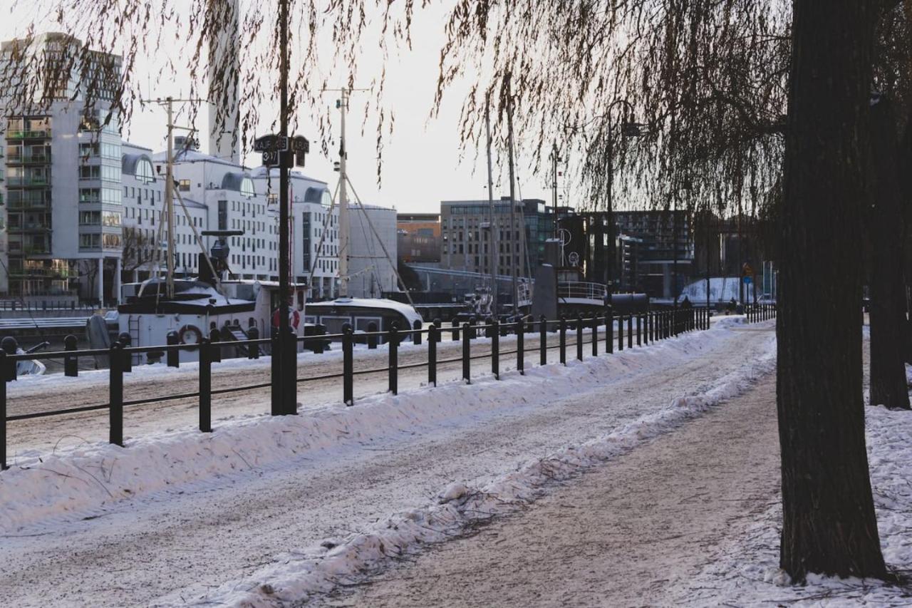 Huoneisto Low-cost In Sofo, Construction Work *